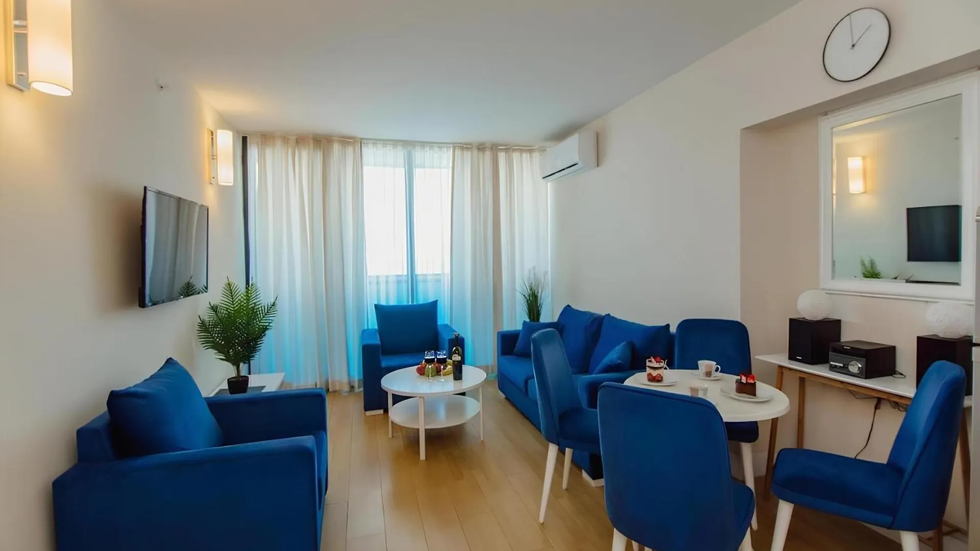 Orbi City Center Suite Batumi 5*,