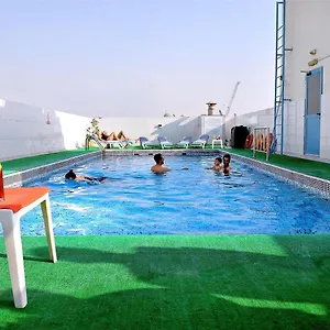 Signature Deira Отель